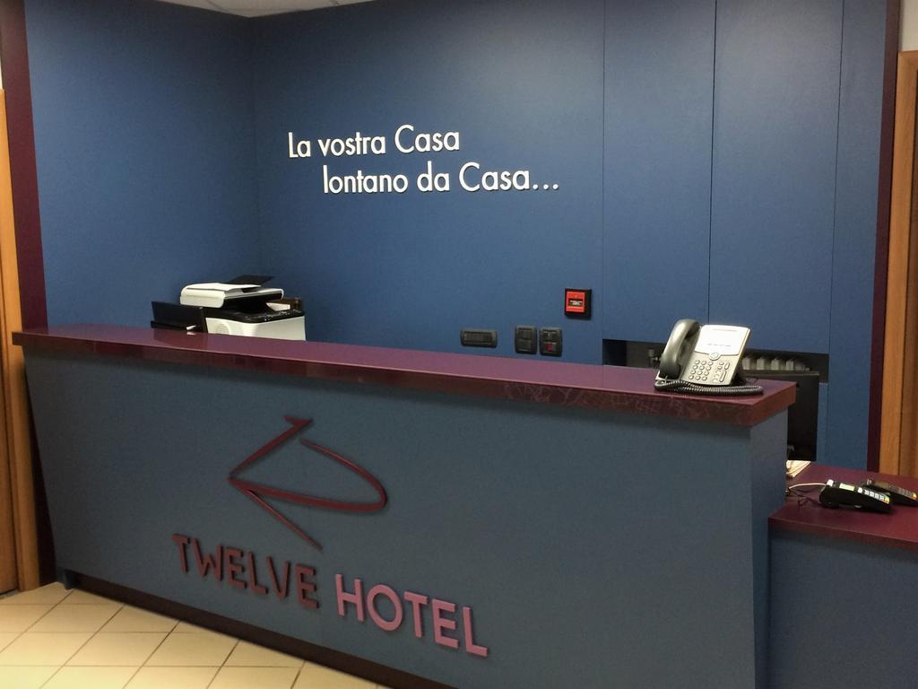 Twelve Hotel Moncalieri Exterior foto